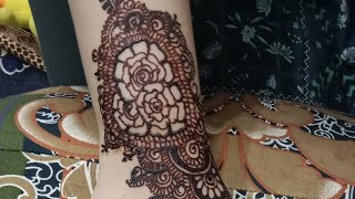 Beautiful and Elegant Mehndi Designs  Backhand Bareek mehndi designs [upl. by Cis508]