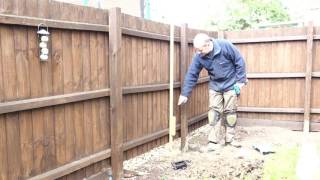 How to straighten a sagging fence panel [upl. by Harrak]