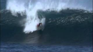 Billabong Pipe Masters 2011  Worst Wipeouts Day 2 [upl. by Shreve34]