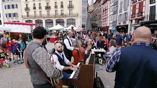 Réveillon du 31 décembre à Bayonne  L Affaire Swing Quartet aux halles [upl. by Adnolaj]