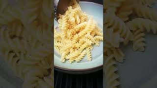 Pâtes à ma façon  pasta spaghetti food italianfood [upl. by Martinson]