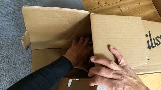 Unboxing a Les Paul Standard 50s Faded [upl. by Genesia]