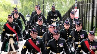 Soldiers from the Royal Regiment of Scotland arrive at Edinburgh Castle  King Charles Proclamation [upl. by Enimaj]