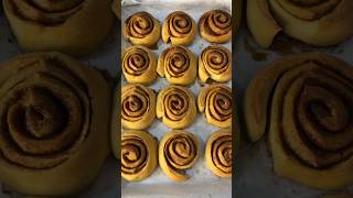 Parte 2 Arrollados de canela ytshorts homemade food easy foodshorts cinamonroll [upl. by Lasko]