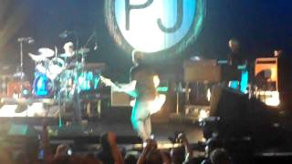 27  Alive with Jerry Cantrell  Pearl Jam live at Gibson Amp LA 10062009 [upl. by Ambur]