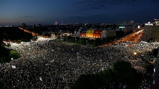 Romanias expats return home for antigovernment protest in Bucharest [upl. by Colas]