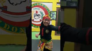 Cawit main silat Beksi pencaksilat silat silatbeksi beksi martialart ppsbmdi bmdi shorts [upl. by Ardnoid]