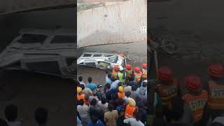 Lahore Accident Container Accident Walton Road Lahore [upl. by Hacker]