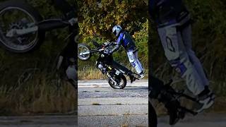 Yamaha DT 125 Supermoto Wheelie Circle  Stunt Riding  Streetfighter  Extreme Sport shorts video [upl. by Tamberg741]