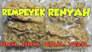 Rempeyek Renyah Kacang Tanah  Rebon  Kacang Hijau  Kacang Kedelai [upl. by Esojnauj]