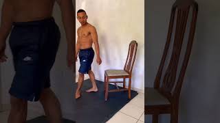 Abdominais use apenas a🪑 motivation treinocalistenia dicas treinodecalistenia motivacional [upl. by Arevle]