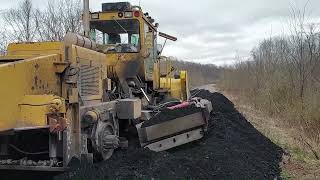 100 Tons of Coal Spilled on Track  Regulator to the Rescue [upl. by Ralip]