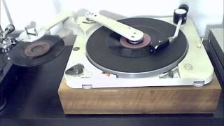 Thorens TD224 turntable  Automatic record changer  45 RPM [upl. by Enaira]