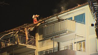 Horgen ZH Feuer greift auf Dachstock über [upl. by Alina]