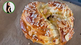 Osterbrot backen  Gebäck für Ostern  Fluffiges OsterBrot Rezept [upl. by Elyr]