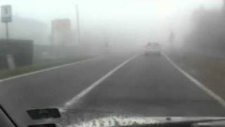 Bergamonews nebbia ecco come si guida nella Bassa [upl. by Esirehs292]