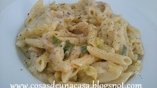 Pasta con Pollo y Salsa Béchamel [upl. by Killigrew514]