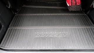 How to install Cargo Area Tray Folding in 2018 Honda Odyssey [upl. by Nnaeilsel]