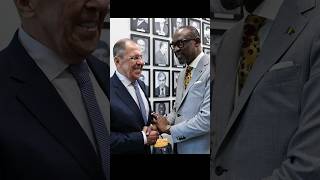 😅 «Tu es très populaire auprès des femmes » Diop dit à Lavrov [upl. by Haliehs908]