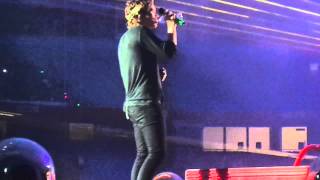 Harrys voice cuts out during SOML  Manchester Etihad Stadium [upl. by Malinde]