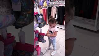 BANA BUNU AL ANNE😂🥰youtubeshorts keşfet funny [upl. by Iht997]