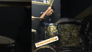 BATERISTA NERVOSO🤣🥁 drums viradas batera shorts musica improvisation drummer gospelchops [upl. by Ongun280]