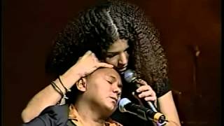 Vanessa da Mata e Chico César  A Força Que Nunca Seca [upl. by Aicac]