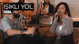 Işıklı Yol Akustik  Zeynep Bastık Berkay [upl. by Hamer]