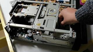 Servicing a 1993 Pioneer CLD 2850 Laserdisc Player [upl. by Artemisa]