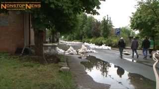 Hochwassereinsatz von Feuerwehr und THW in Sarstedt  29052013 [upl. by Litnahs990]