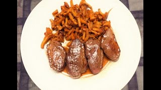 Magret de canard aux Girolles [upl. by Peednam]