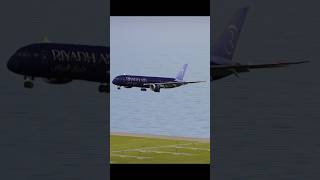 Riyadh Airlines Boing 777200 Very Grate Landing [upl. by Fantasia]