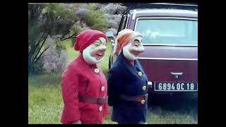 Cavalcade de Vivile en Charente 1980 quot blanche neige quot [upl. by Notsle]