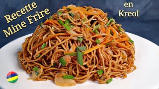 Recette Mine Frite Mauricienne en Kreol  Chow Mein Veg [upl. by Nahttam]