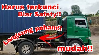 TUTORIAL MENGGANDENG KAN DAN CARA MELEPAS KAN CONTAINER DARI KEPALA MOBIL TRAILER  PASTI PAHAM [upl. by Aynik530]