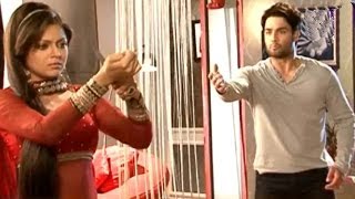 RK Madhubala Scene Madhubala SLITS her WRIST  Behind the Scenes [upl. by Kania]