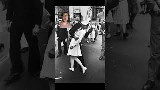 The true story behind the VJ Day in Times Square photo by Alfred Eisenstaedt It’s not patriotic [upl. by Aisor]