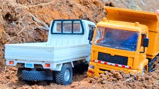 HINO 500 RC DUMP TRUCK COLLAPSES LAKALANTAS due to overload  rc Fuso [upl. by Eizzik134]