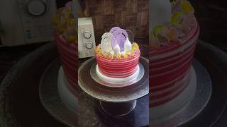 Pineapple cake design bilkul asan tarika banane ka birthdaycake cakerecipe shortfeed virlvideo [upl. by Eirahcaz]