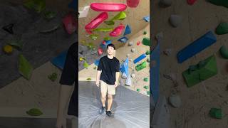 I enjoy the overhang boudlers a lot💪🏼 bouldering climbing 抱石 攀岩 [upl. by Nnybor]