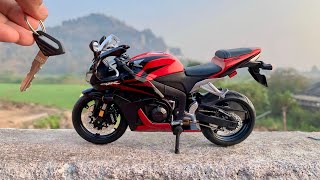 Honda CBR 600 RR 112 Scale Diecast Model Miniature Motorcycle  Unboxing [upl. by Ardyth]