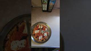 Robertas Margherita Pizza Review IV Part 5 foodshorts pizzalover pizza [upl. by Avin]