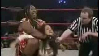 Camel Clutch on Gail Kim [upl. by Asyram]