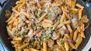 PASTA ALLA BOSCAIOLA di Betty e Marco  Ricetta facile e veloce [upl. by Smailliw299]