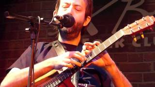 Jon Gomm  quotPassionflowerquot Live in Florence  Italy [upl. by Nahs]