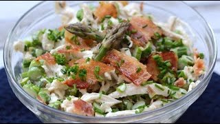 Kyllingesalat med bacon og asparges [upl. by Dnivra]