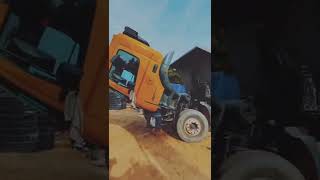 Bharatbenz 2523 engine removing Bharatbenz benz manpower vandipranthan technology mercedes [upl. by Ignacius508]