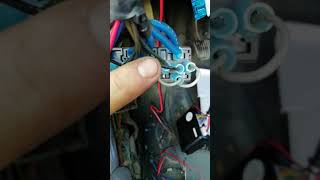 Instalación Alarma en chevy c1 [upl. by Pepin]