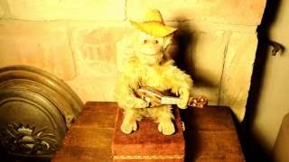 ANTIQUE Automaton musical MONKEY MANDOLIN [upl. by Garth33]