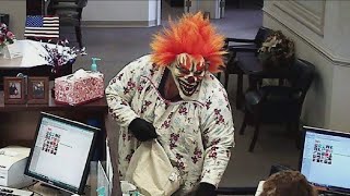 10 Biggest Bank Robberies In The World [upl. by Ibson933]